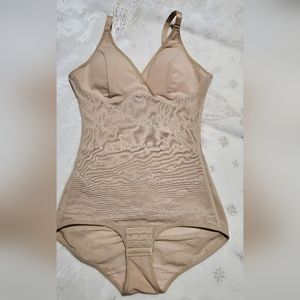 Cream and Tan Lace Detail Shapewear Bodysuit